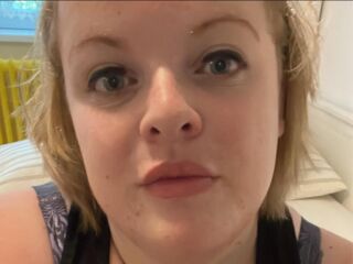 sexcam show EllaConway