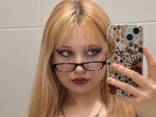 live teaser web cam EloiseGow