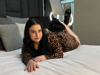 naughty camgirl masturbating EmiliVilson