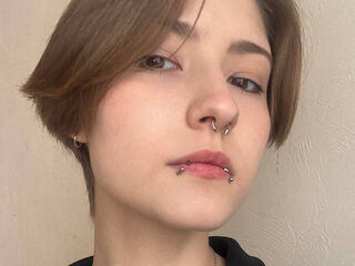 webcamgirl live sex EssieAcheampong