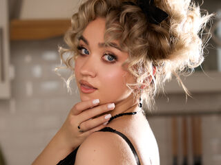 naked girl with live cam masturbating EvaSoftly