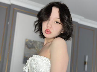 free live chart room EvelinWood