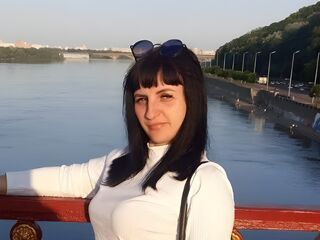 camslut topless GeorgiaLooki