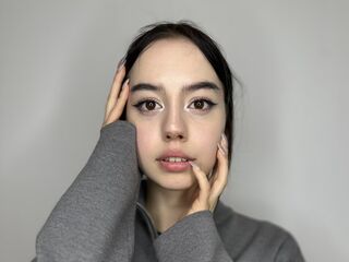 bedroom livecam HannahDinizo