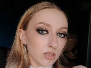 fingering webcamgirl picture HenriettaFare