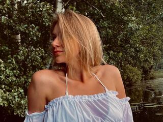 camgirl webcam InaStark