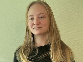 fingering cam girl video JeniferFerrarini