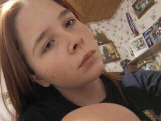 cam girl masturbating with vibrator KailaBergh