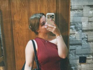 camgirl playing with dildo KandaceKatzman