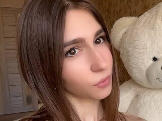 live chat KarieChuong