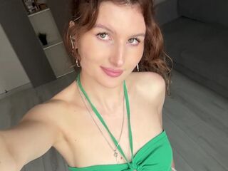 camgirl sex picture KarmenZeinert