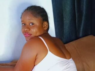 shaved pussy webcam KiraDon