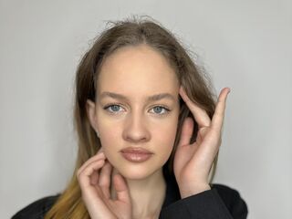 nude camgirl photo KoriHallquist