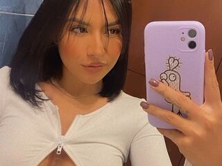 camgirl sexchat LaurynJhons