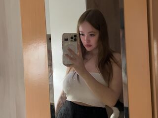 beautiful webcam girl LavernUrizar