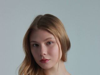 cybersex chatroom LavonAllara