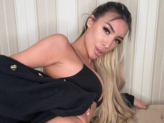nude gamgirl LexiAce