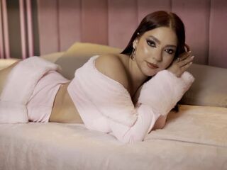 cam slut chat room LilithFoxter