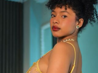 camwhore masturbating with sextoy LilitzRodriguezz