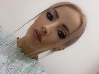 masturbating LillySun