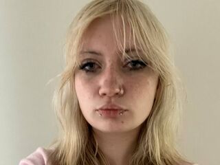 naked cam chatroom LoisBrindamour