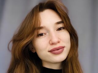 naked camgirl gallery LouieAldaco