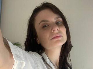 camgirl showing pussy LucettaDevon