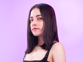 girl nude LunaBelleth