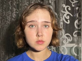 cam girl masturbating with sextoy MariaSavastru
