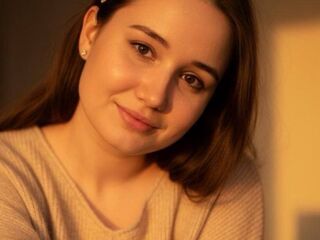 cam girl fingering MaribethDosh