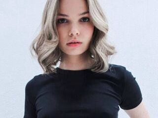 bedroom live cam MarielMessina