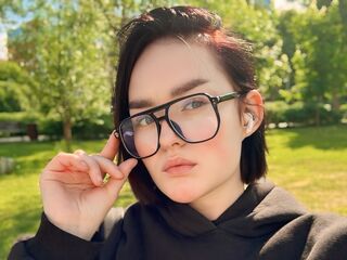 camslut MarryLuginbill