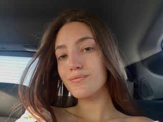 nude webcamgirl photo MaryannLiquori