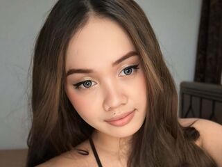 free nude webcam show MaxCiana
