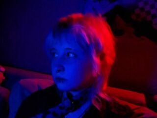 camgirl chat room MayLeaf