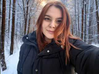 naked cam girl fingering pussy MeganTodd