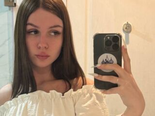 nude web cam MiaRioti