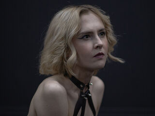 hot cam girl fingering MilaVeyra