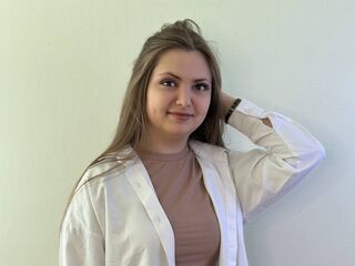 live cam girl picture MildaTaddio