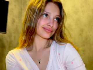 chat room webcam picture MileyWilson