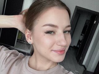 fingering girl webcam picture MonaVilonny