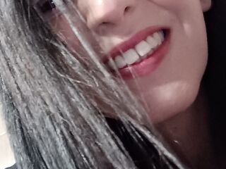 sexy webcamgirl MonicaFerilli