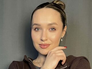 masturbating cam girl MonicaPrecella