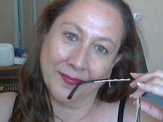 webcam girl chatroom MyriamLevieux