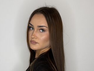 chatslut MyrnaMackesy