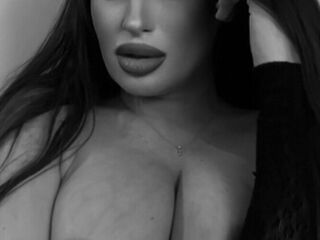 nude webcamgirl NataschaOreiro