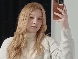 cam girl masturbating with sextoy PeiGotch