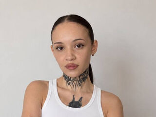 nude webcamgirl photo RosettaMellos