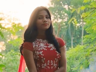 naked cam girl masturbating with dildo Royles