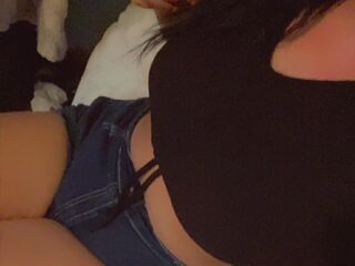 camgirl chatroom SapphireJoy